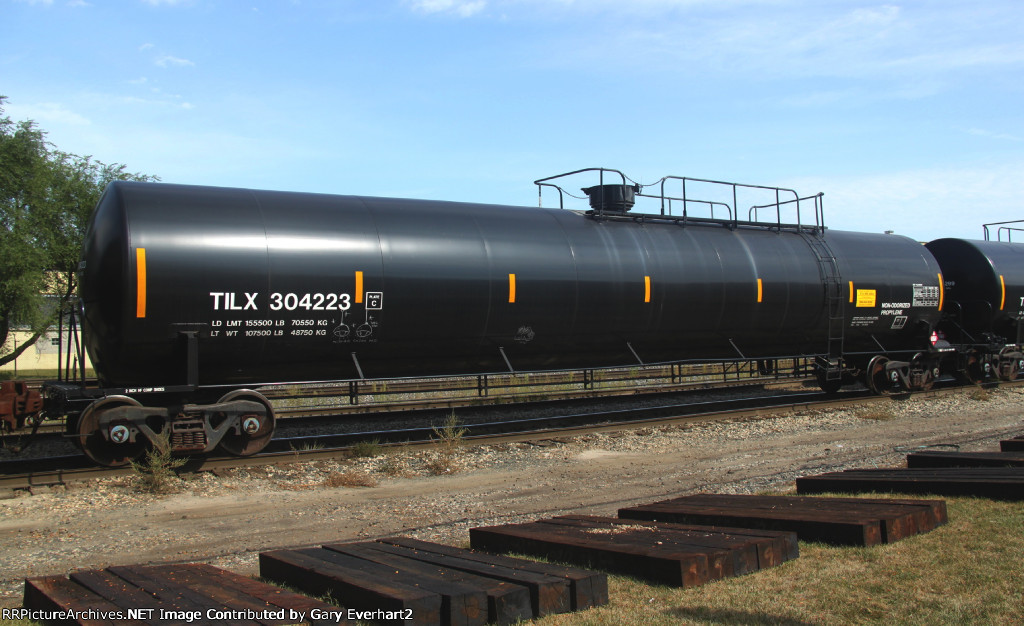 TILX 304223 - Trinity Industries Leasing