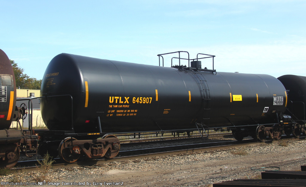 UTLX 645907 - Union Tank Car