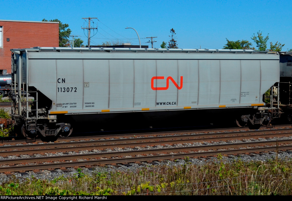 CN 113072