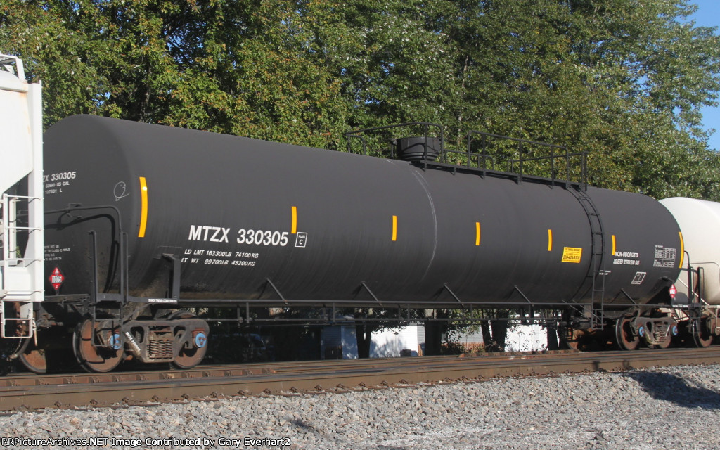 MTZX 330305 - Mitsui Rail Services