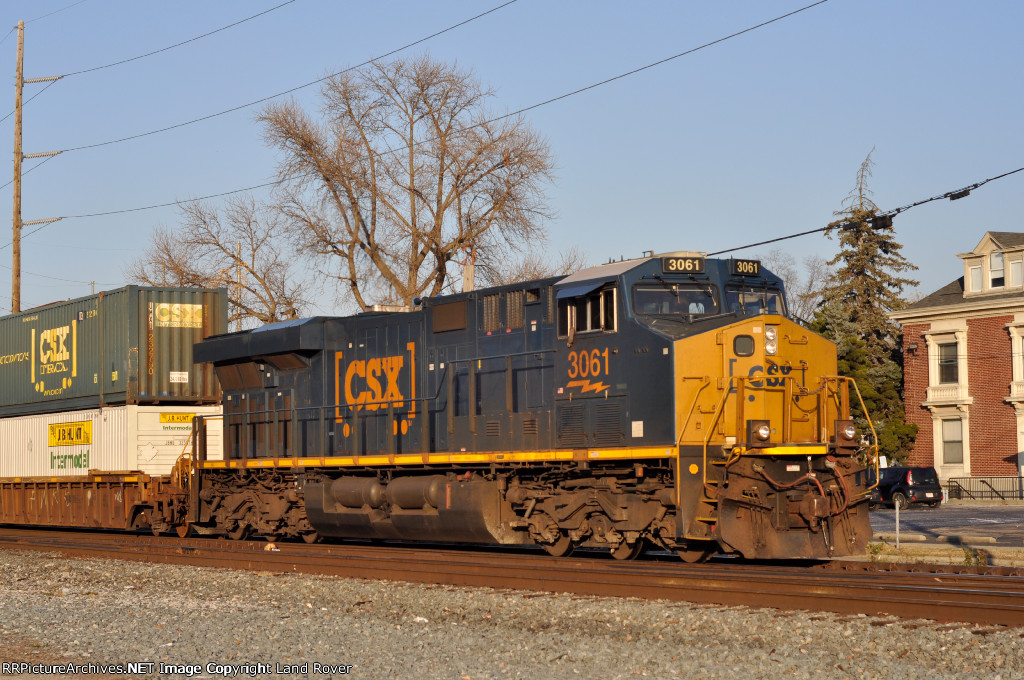 CSXT 3061 South