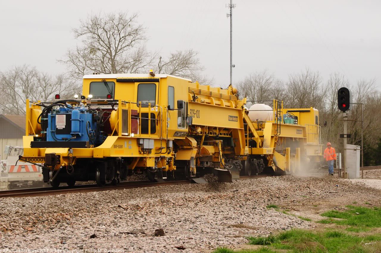 BNSF 938861 / 862 Plasser American Ballast Distribution System BDS