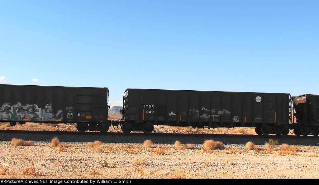 WB Manifest Frt at Erie NV -46