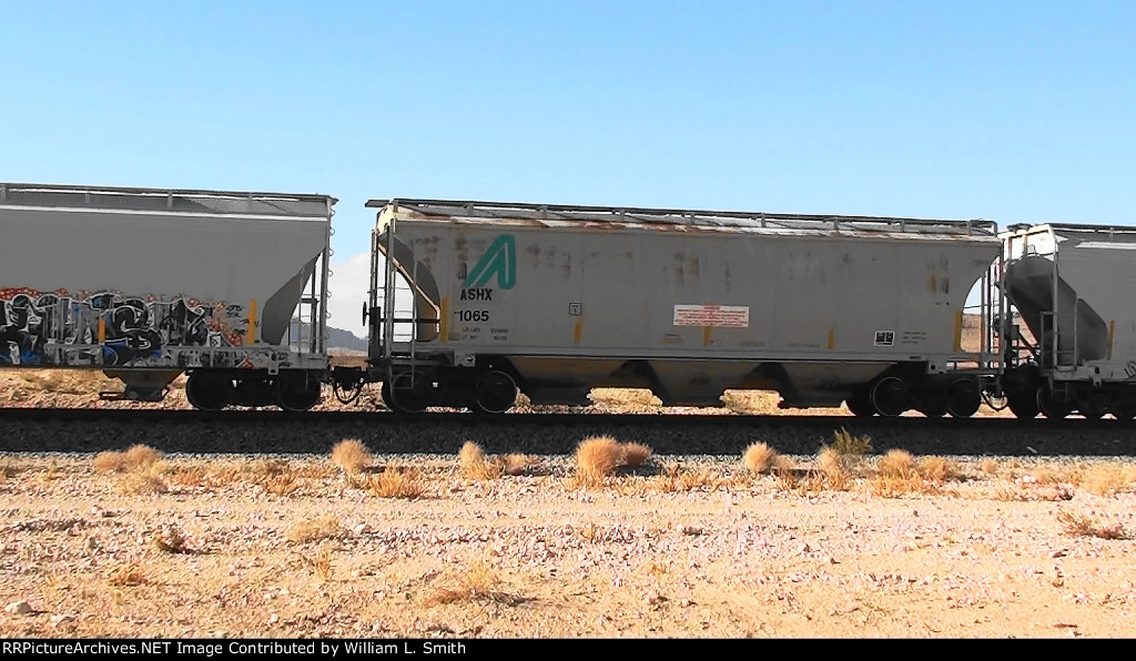 WB Manifest Frt at Erie NV -9