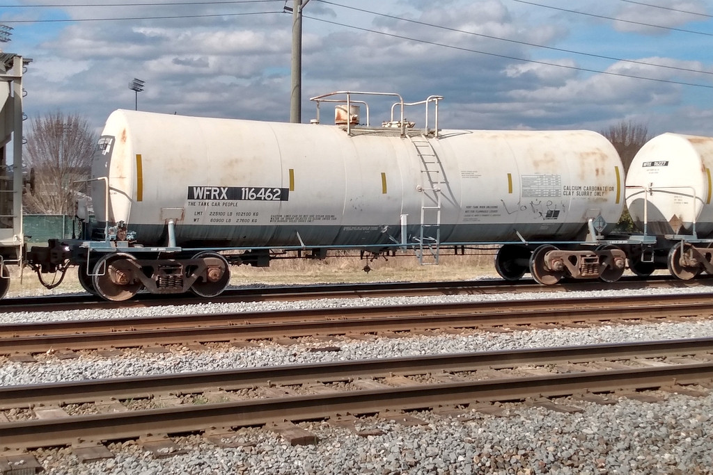 WFRX 116462 on BNSF turn from Memphis