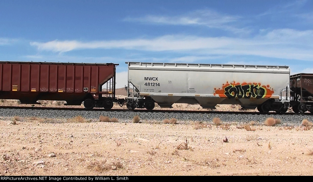 EB Manifest Frt at Erie NV W Mid Trn Slv -48