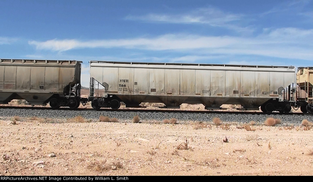 EB Manifest Frt at Erie NV W Mid Trn Slv -58