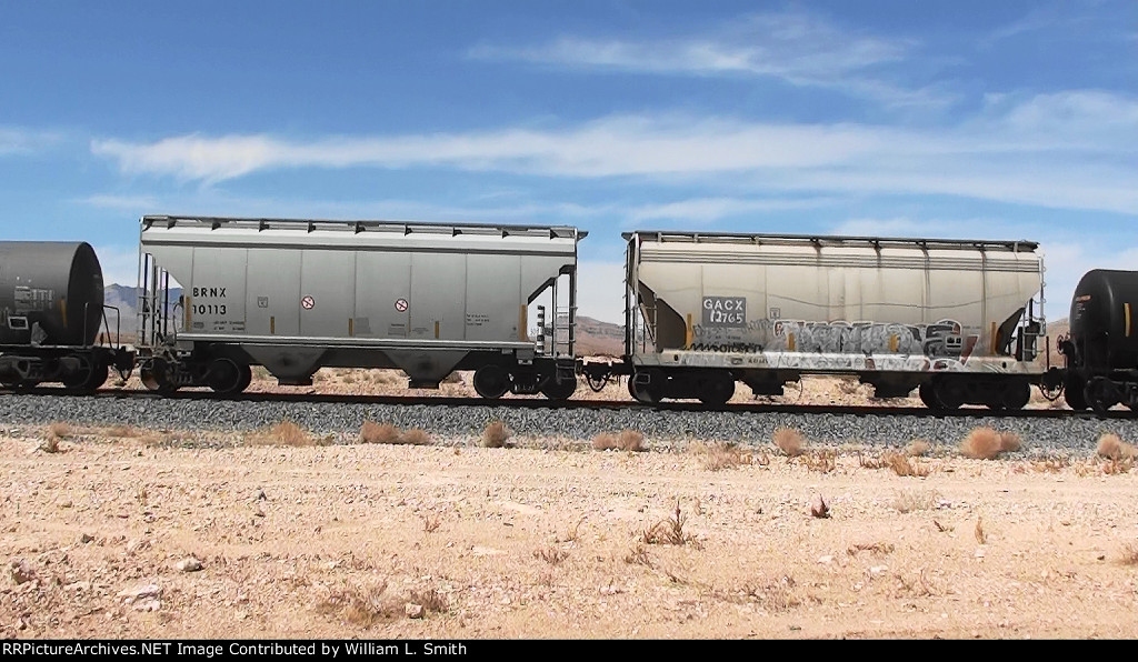 EB Manifest Frt at Erie NV W Mid Trn Slv -74