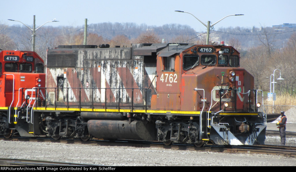 CN 4762