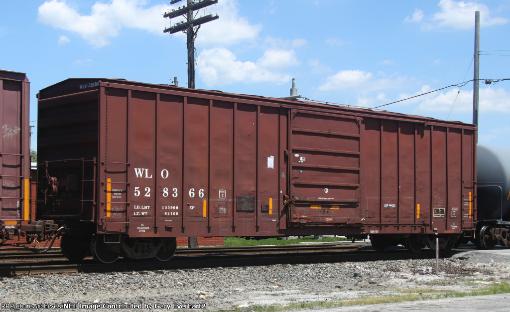 WLO 528366 - Waterloo Railway Co (CN)