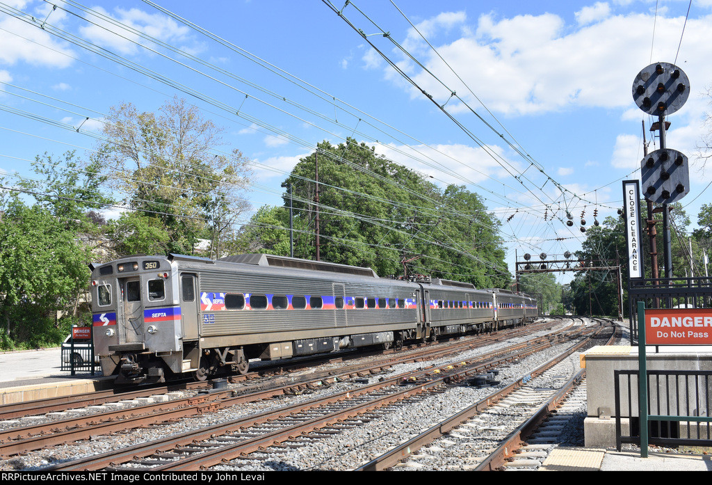 Westbound Septa Train # 9533 slowing for its stop at Overbrook Station
