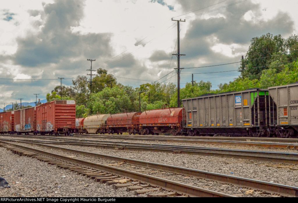 San Luis Potosi KCSM yard