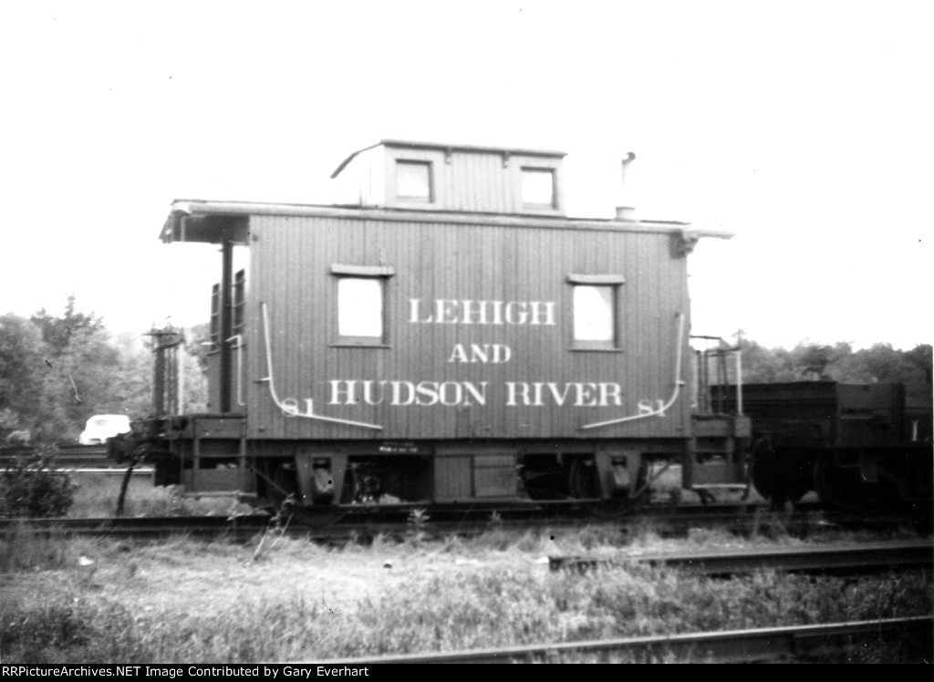 LHR Bobber Caboose #81 - Lehigh & Hudson River