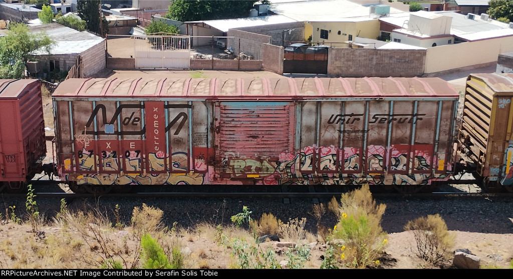 FXE 873207 Ex NDEM Con Grafiti 