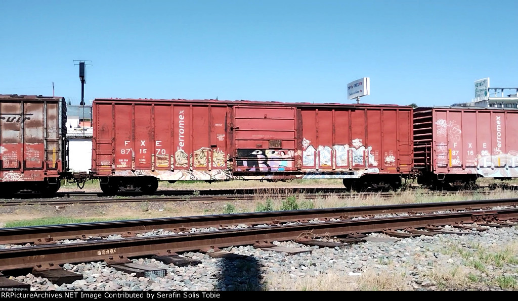 FXE 871570 Con Grafiti 