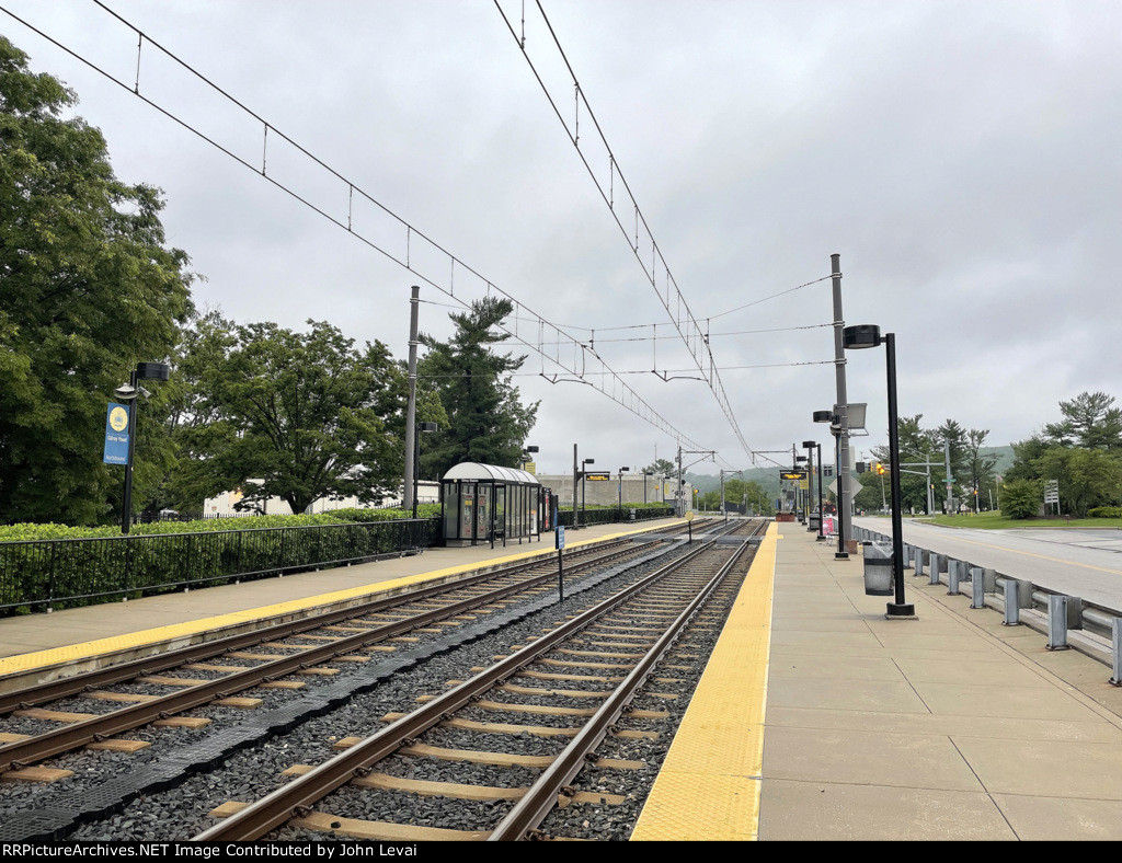 Gilroy Rd Light Rail Station