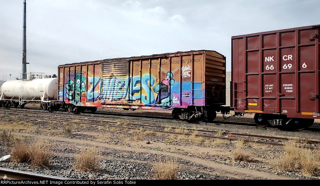 RBOX 32739 Con Grafiti 