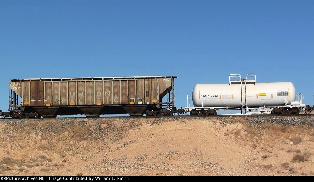 WB Manifest Frt at Erie NV -54