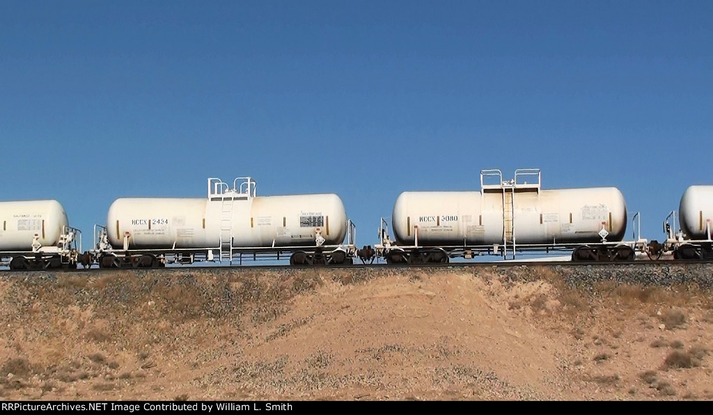 WB Manifest Frt at Erie NV -64