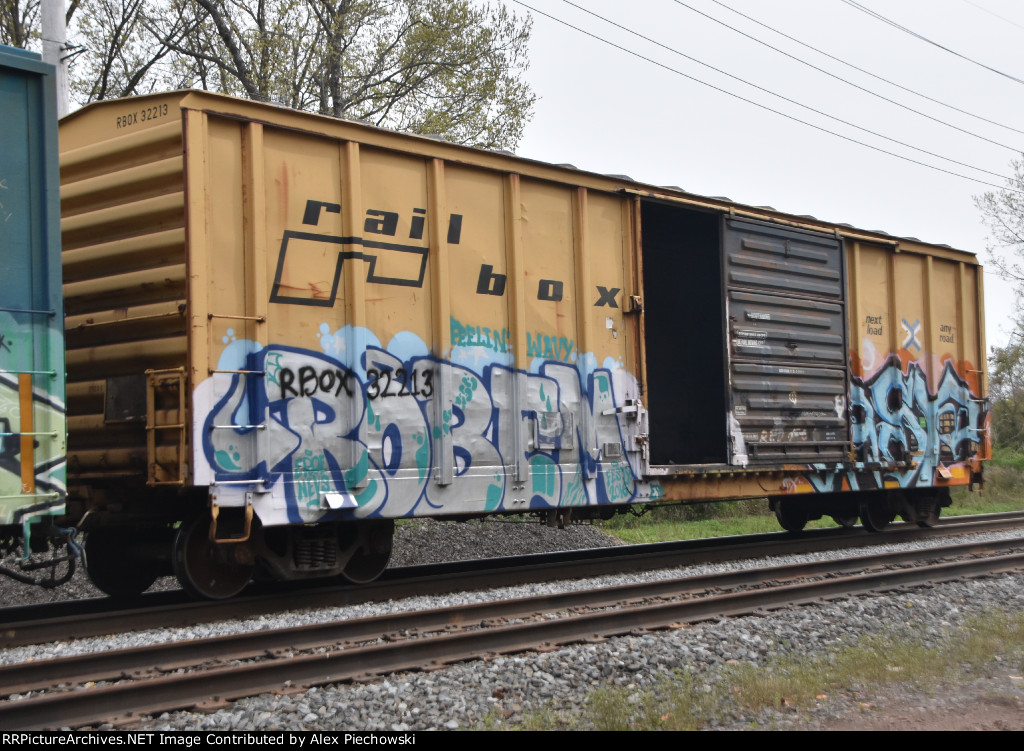 RBOX 32213