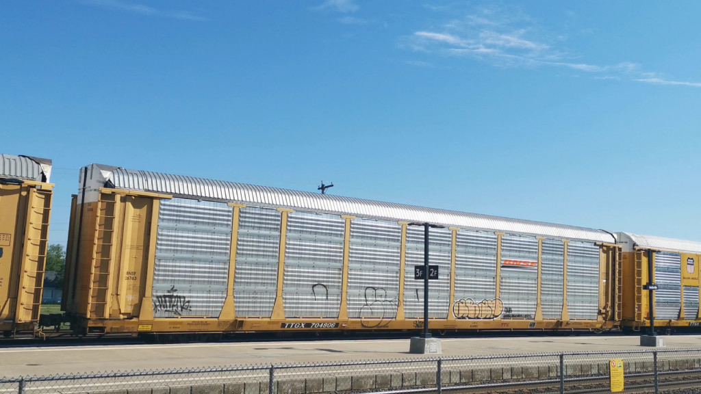 BNSF 26763 (Body) TTGX 704806 (Flat)