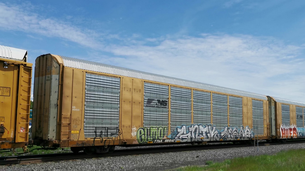 NS 49458 (Body) TTGX 691452 (Flat)