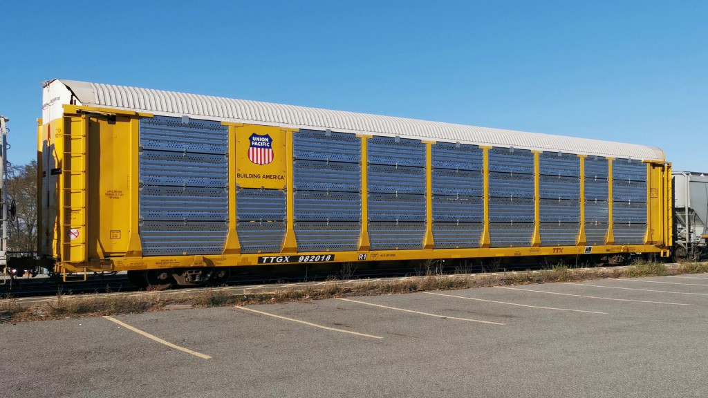 UP L90795 (Body) TTGX 982018 (Flat)