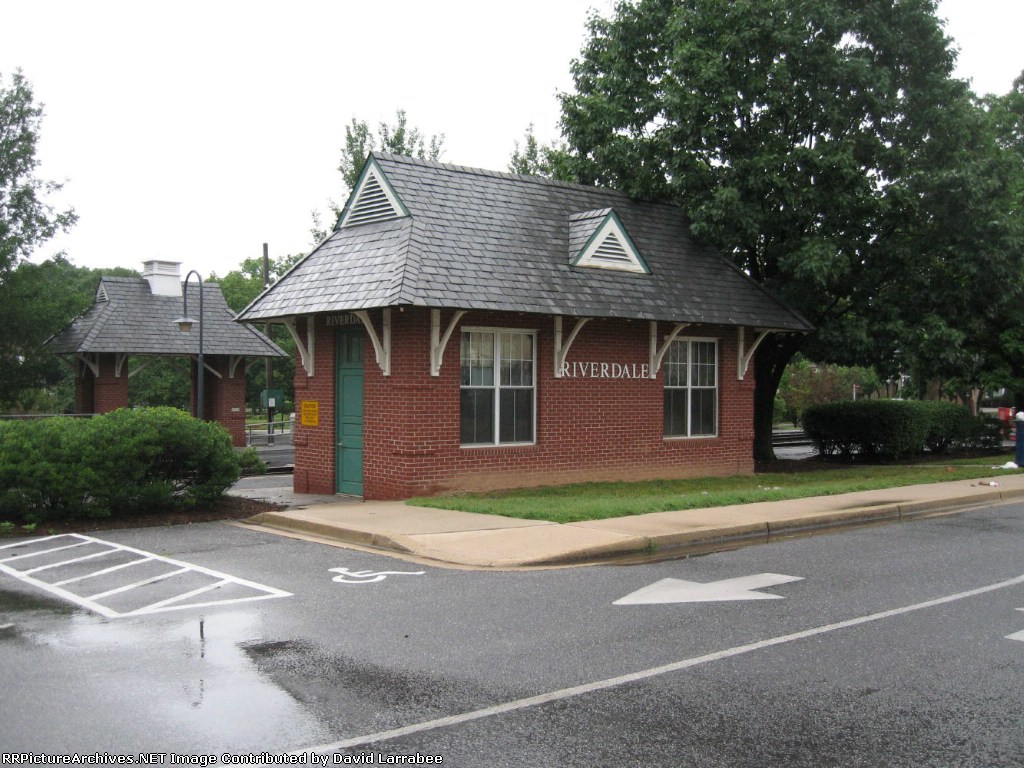 MARC station at Riverdale