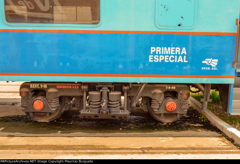 NdeM Primera Especial Passenger car