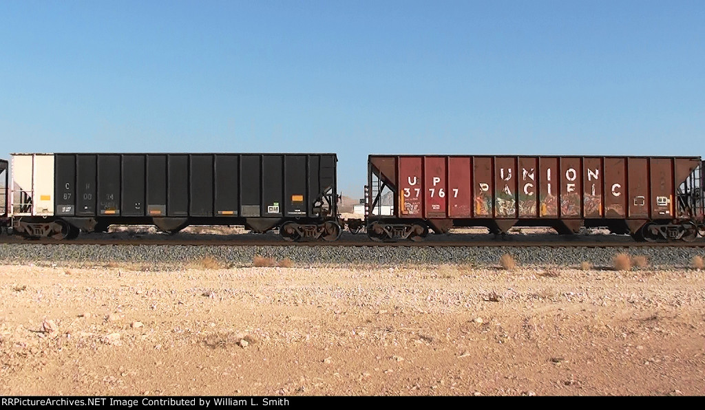 EB Manifest Frt at Erie NV W-MTrn-Slvs-Psh -78