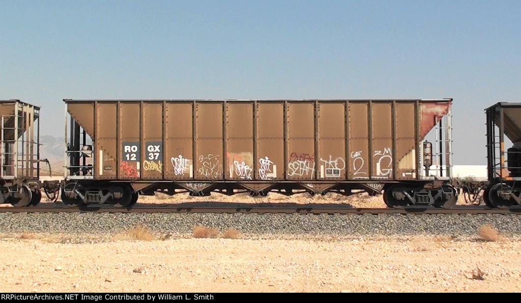 EB Empty Hooper Frt at Erie NV -156