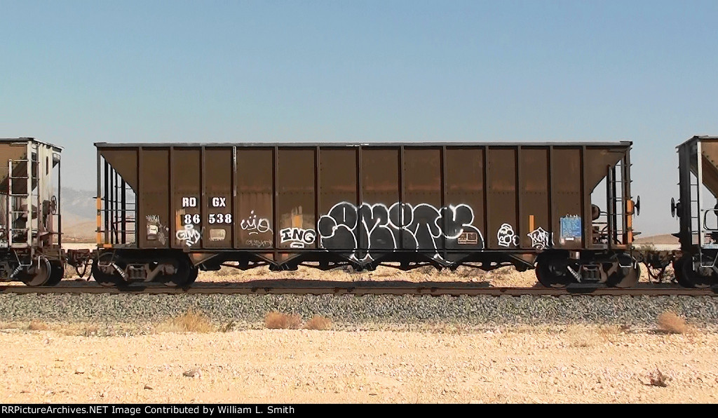 EB Empty Hooper Frt at Erie NV -18