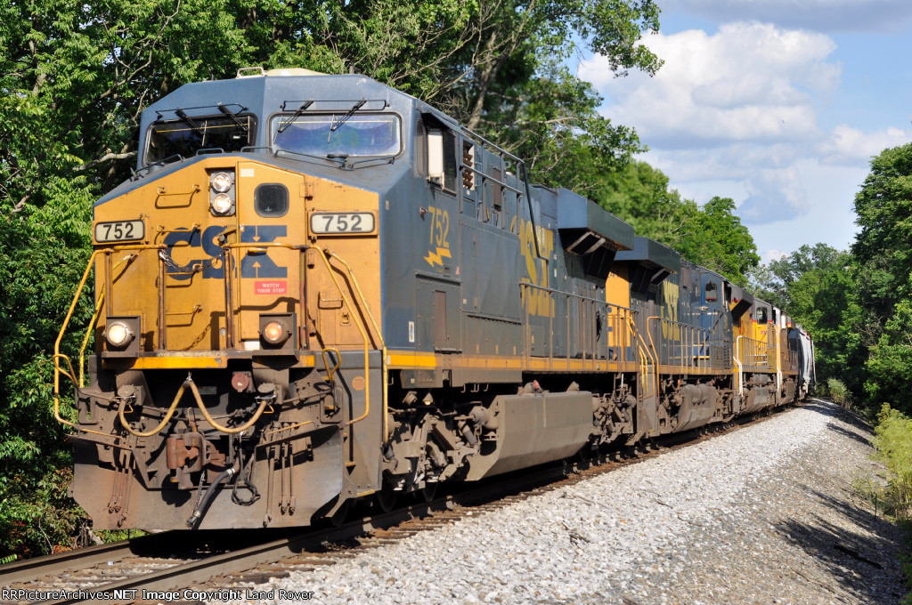 CSXT 752 West