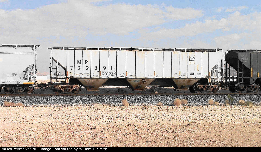 WB Manifest Frt at Erie NV -36