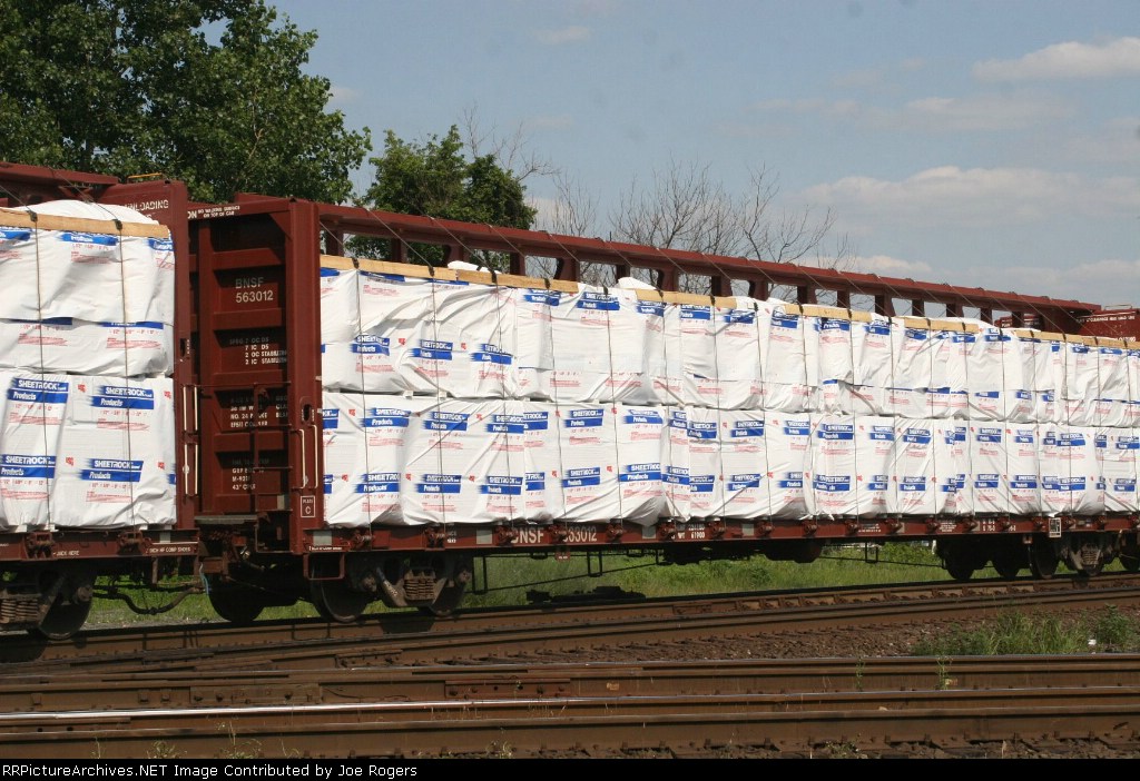 BNSF 563012