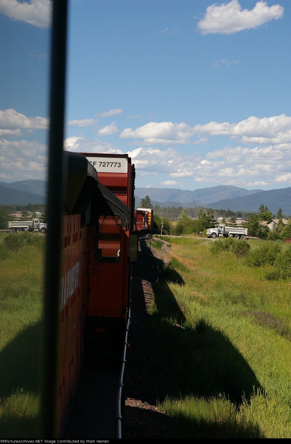 Switchin' at LaSalle Siding