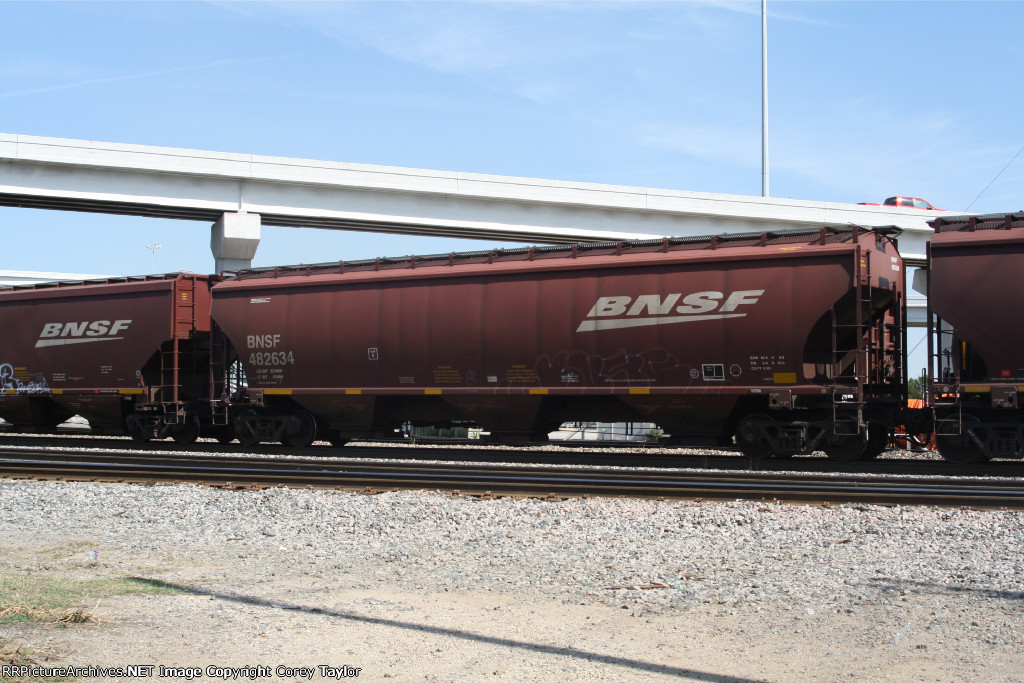 BNSF 482634
