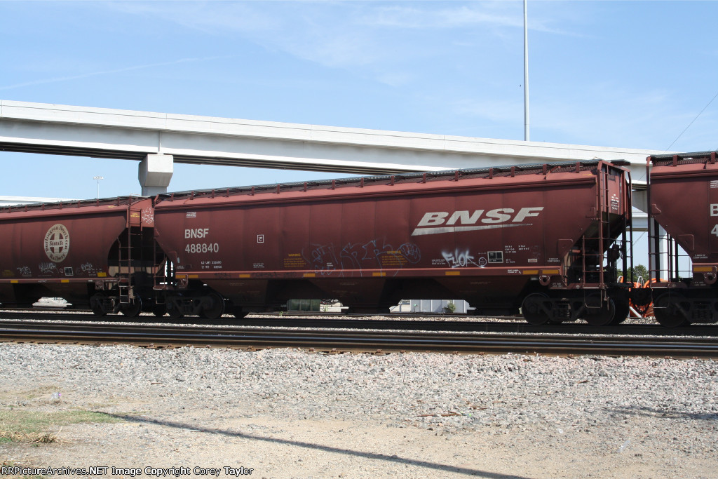 BNSF 488840