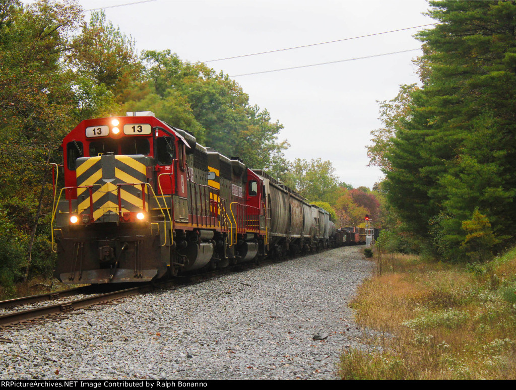 BB train Z630 eastbound heading towards Staunton with 28 cars