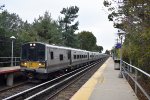 Eastbound LIRR M7 Set approaching Nassau Blvd Station heading to Hempstead