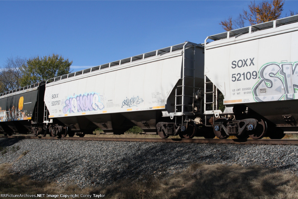 SOXX 520797