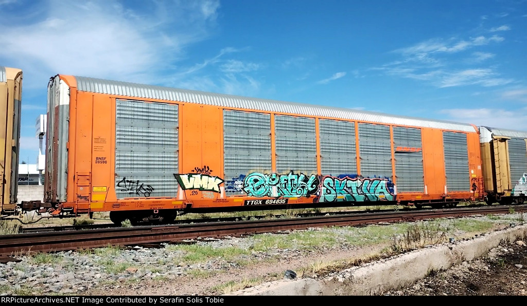 BNSF 26596 TTGX 694835