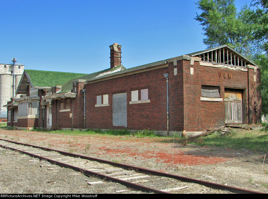 Former Santa Fe depot