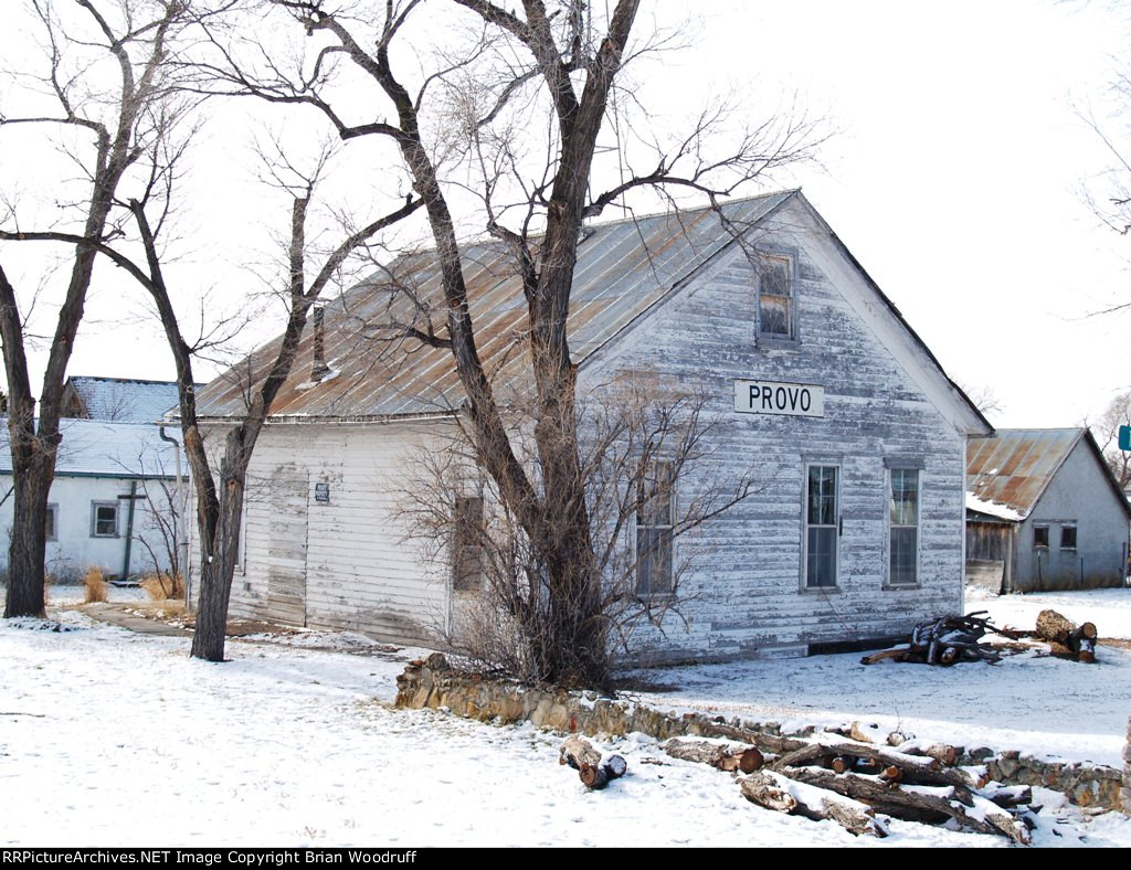Former CB&Q section house