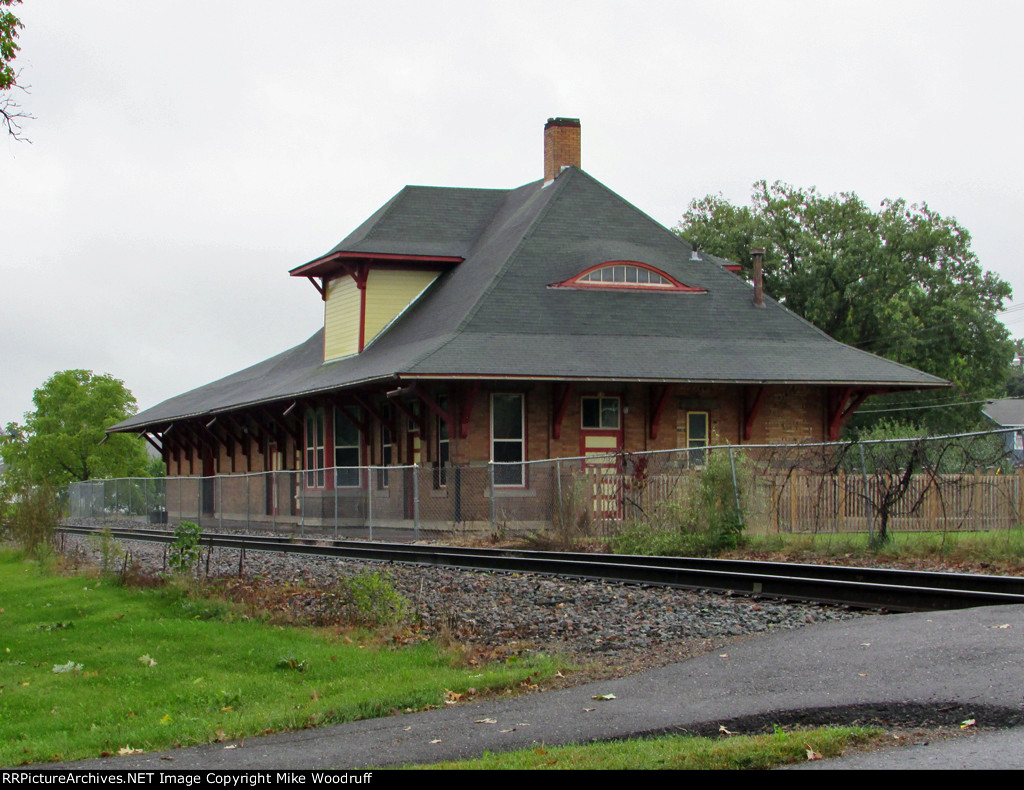 Former Soo Line depot