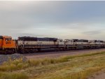 BNSF 9544 and BNSF 9450