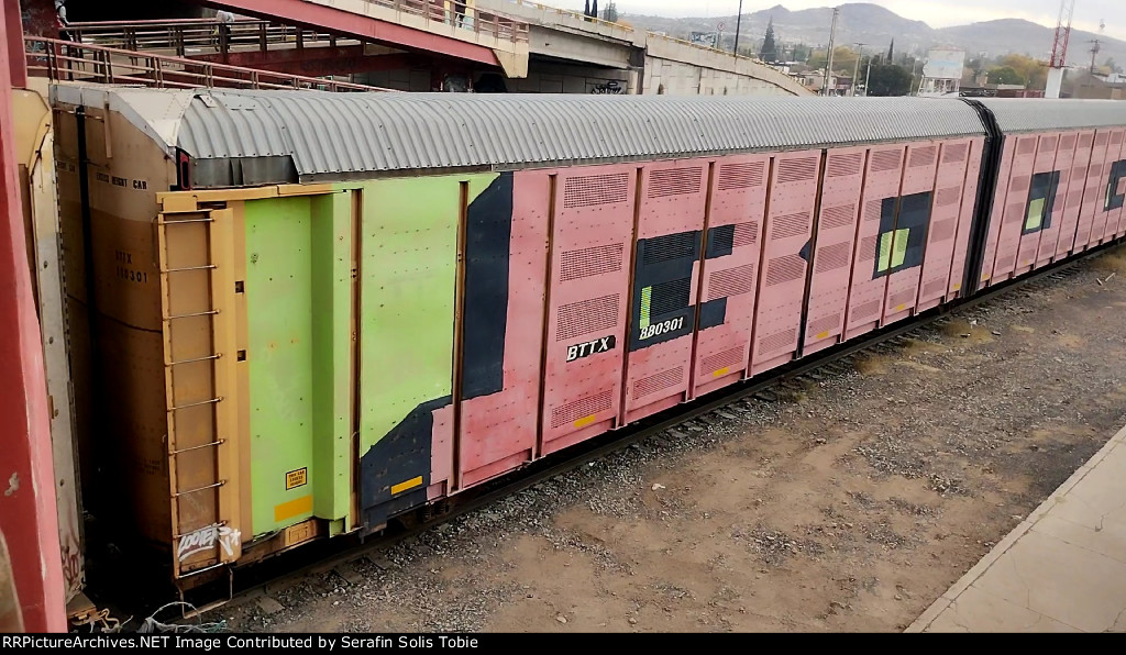 BTTX 880301 Con Grafiti