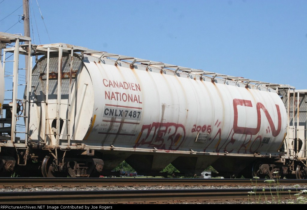 CNLX 7487