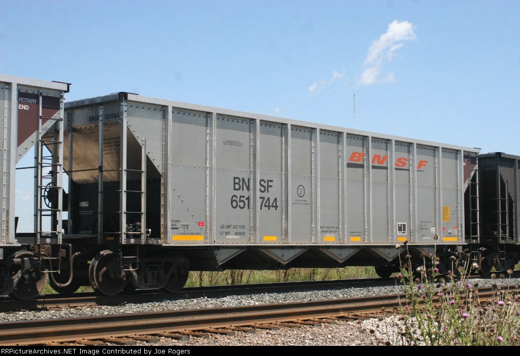 BNSF 651744