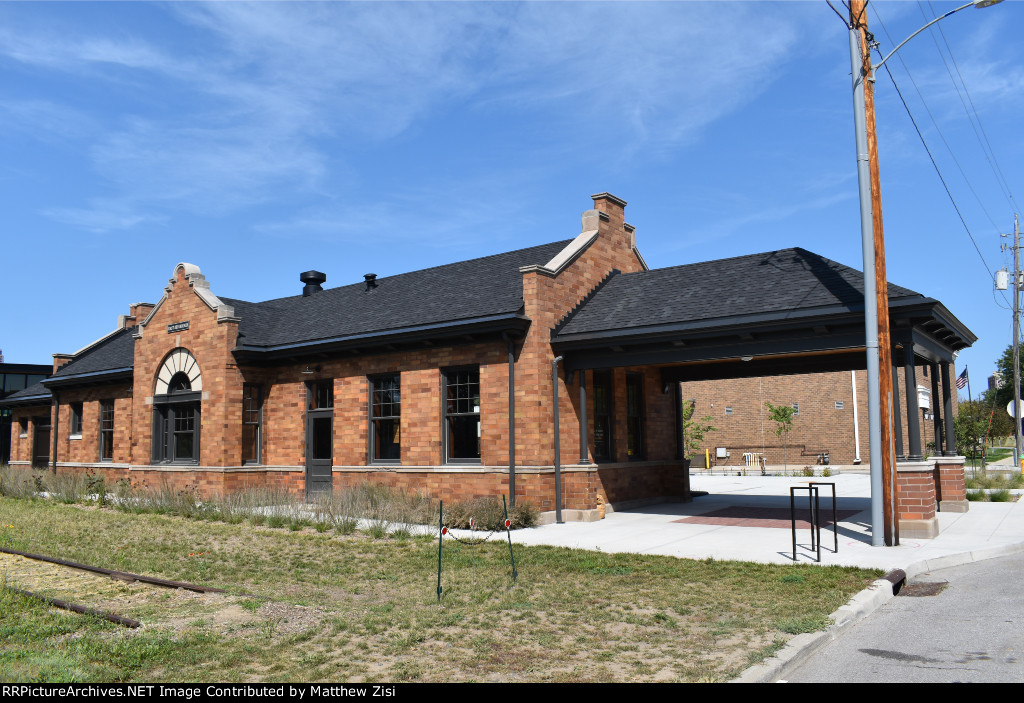 East Des Moines Station